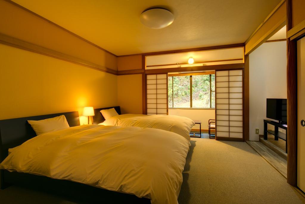 Yugawara-Onsen Komachikan Exterior photo